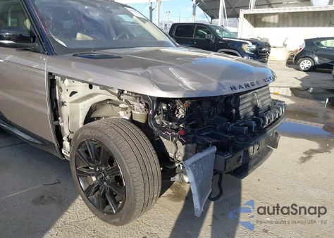 2021 Land Rover Range Rover Sport Hse Silver Edition Mhev z USA, uszkodzony, nr VIN SALWR2SU2MA785254